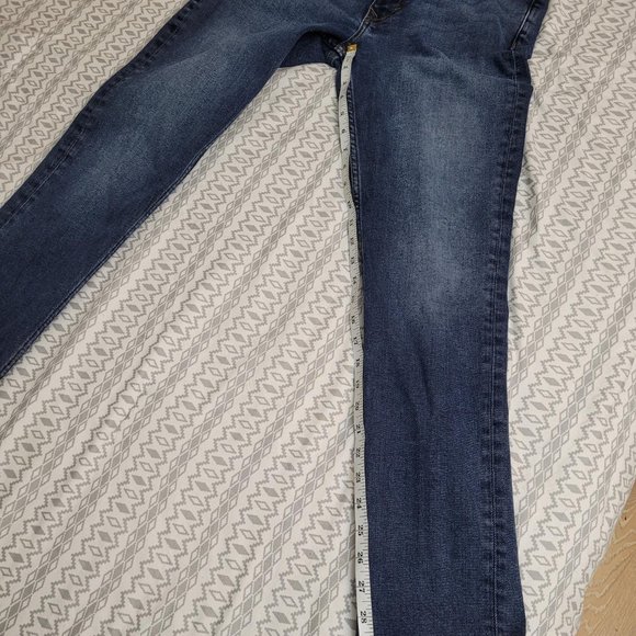 Banana Republic blue jeans. Size 31x30. NWOT - Picture 8 of 10